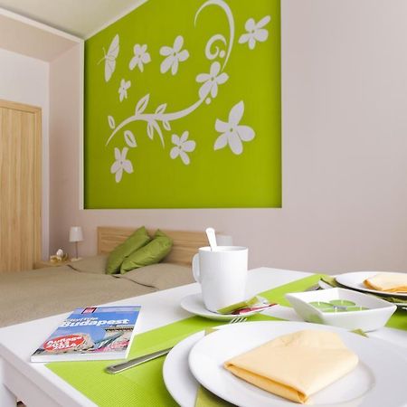Regiposta Studio Budapest Room photo
